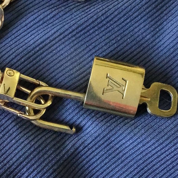 Authentic Louis Vuitton Pad Lock Lock & Key - Picture 5 of 9